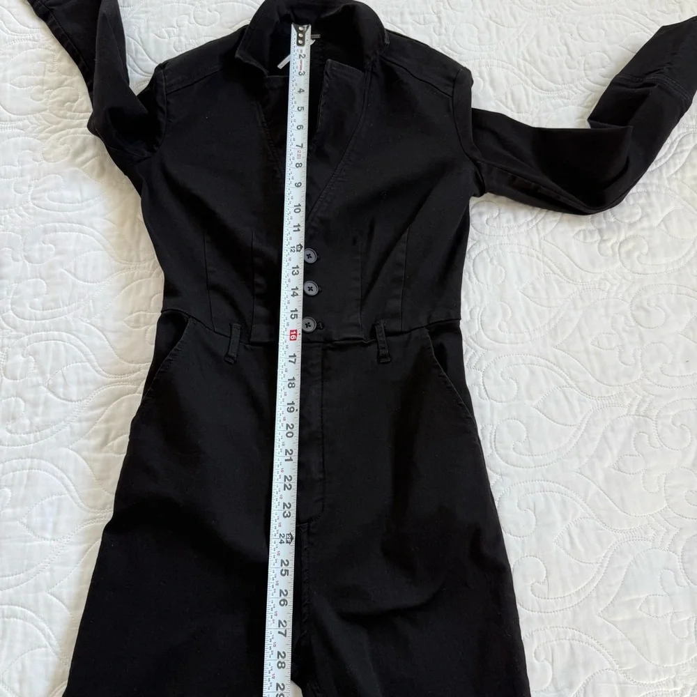 Free People Take Me Out Sleek Black Long Sleeve Stretch Jumpsuit Women's‎ 0 EUC